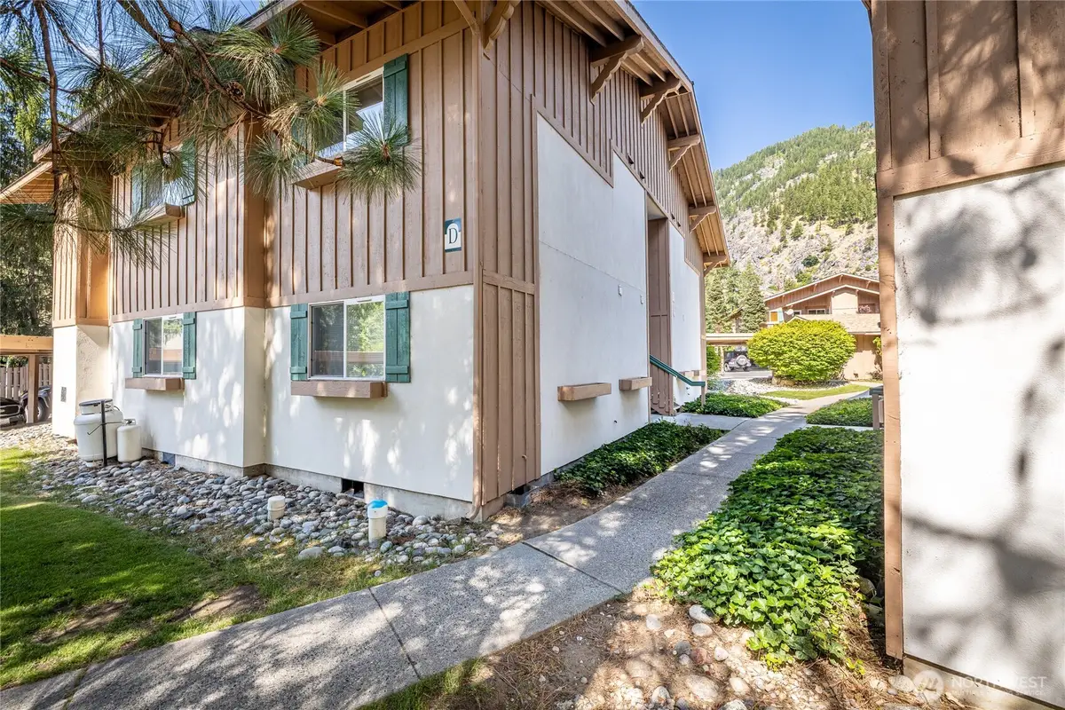 525 Alpine Place #D3, Leavenworth, WA 98826 - #1