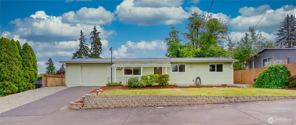 11833 SE 272nd Place, Kent, WA 98030