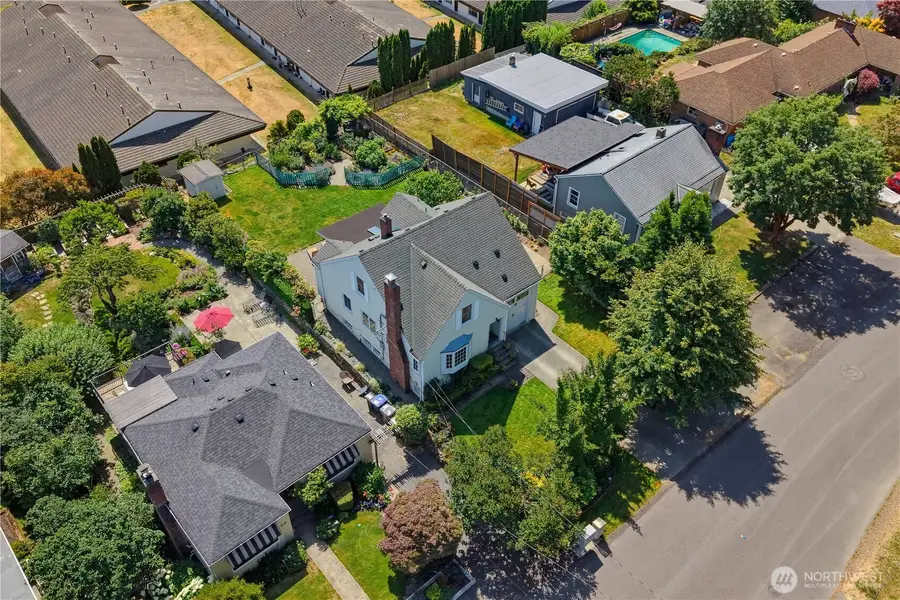 324 Stevens Avenue Sw, Renton, WA 98057 - #3