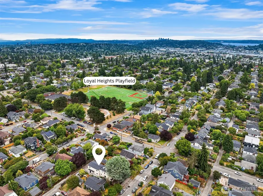 7712 23rd Avenue Nw, Seattle, WA 98117 - #2