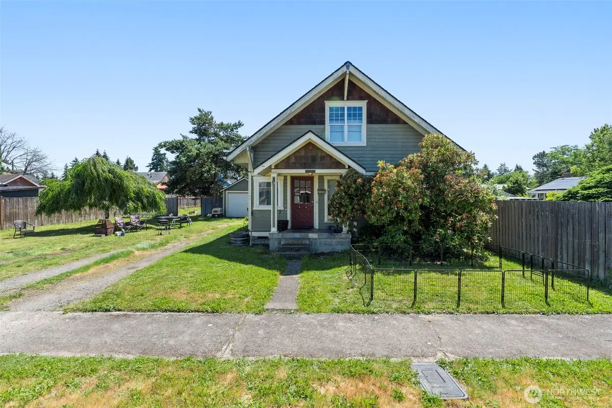 1208 W Pear Street, Centralia, WA 98531 - #1