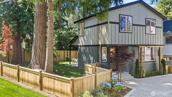 12831 NE 78th Place, Kirkland, WA 98033