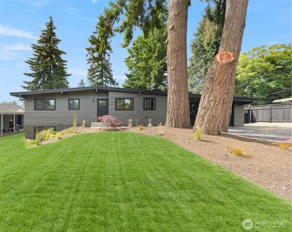 16719 SE 4th Place, Bellevue, WA 98008