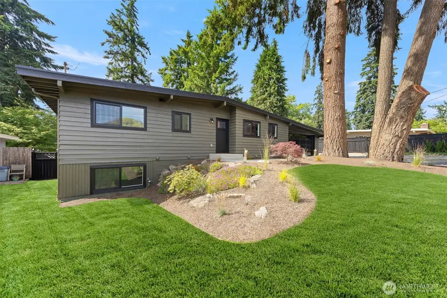 16719 SE 4th Place, Bellevue, WA 98008 - #2