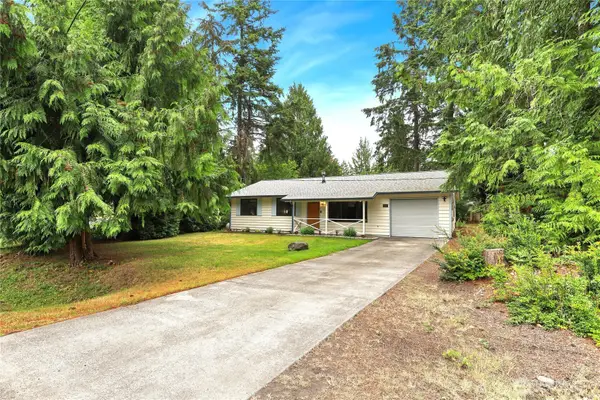 4060 Chinook Place Nw, Bremerton, WA 98312