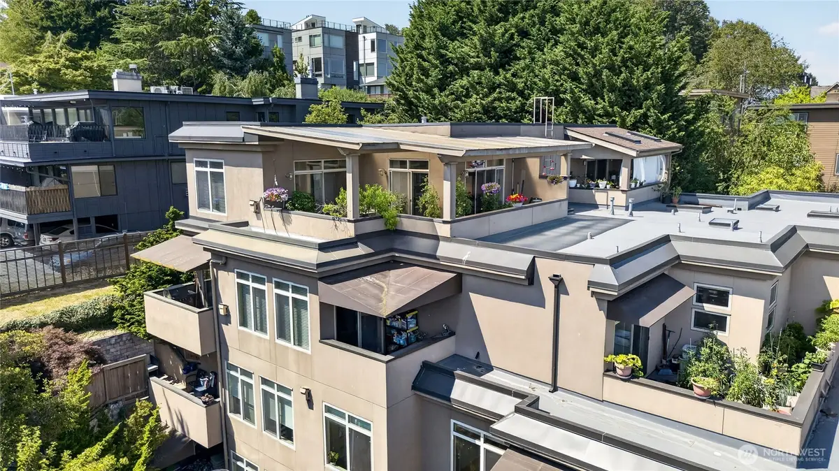 2551 Thorndyke Avenue W #402, Seattle, WA 98199 - #1