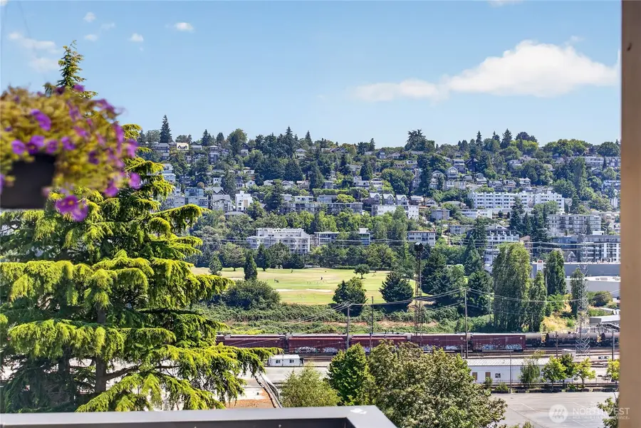 2551 Thorndyke Avenue W #402, Seattle, WA 98199 - #2