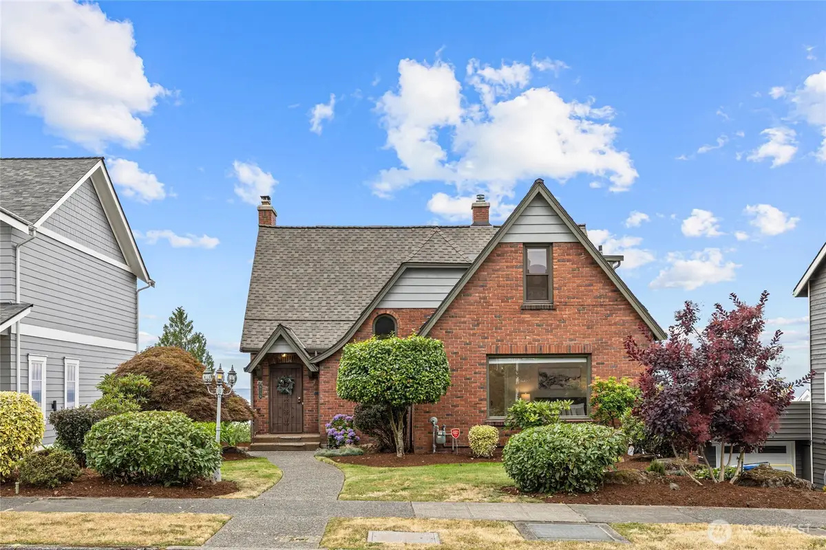 6759 41st Avenue Sw, Seattle, WA 98136 - #1