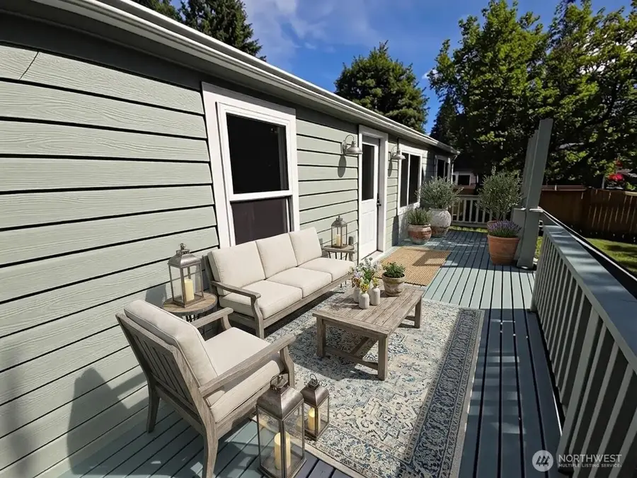 482 Hilltop Drive, Sedro Woolley, WA 98284 - #3