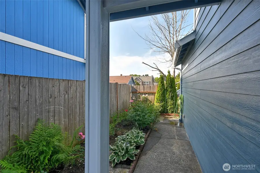 10523 7th Avenue W, Everett, WA 98204 - #3