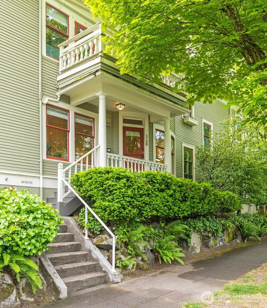 1709 E Republican Street #6, Seattle, WA 98112 - #2