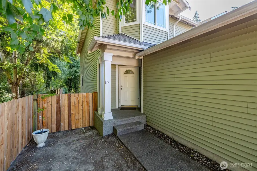 318 N 23rd Street, Mount Vernon, WA 98273 - #3