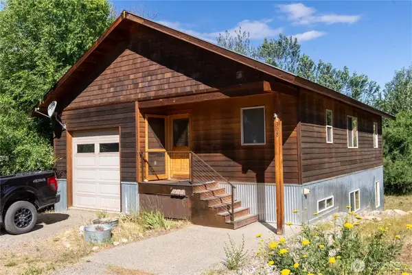 308 Washington Street, Winthrop, WA 98862