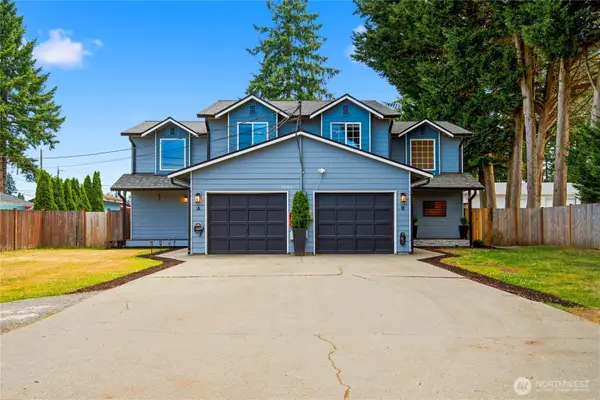 4306 92nd Street Ne #A & B, Marysville, WA 98270