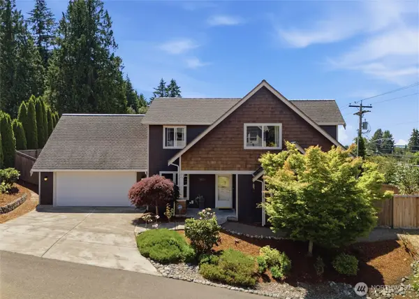 1601 NE Sarai Court, Bremerton, WA 98310