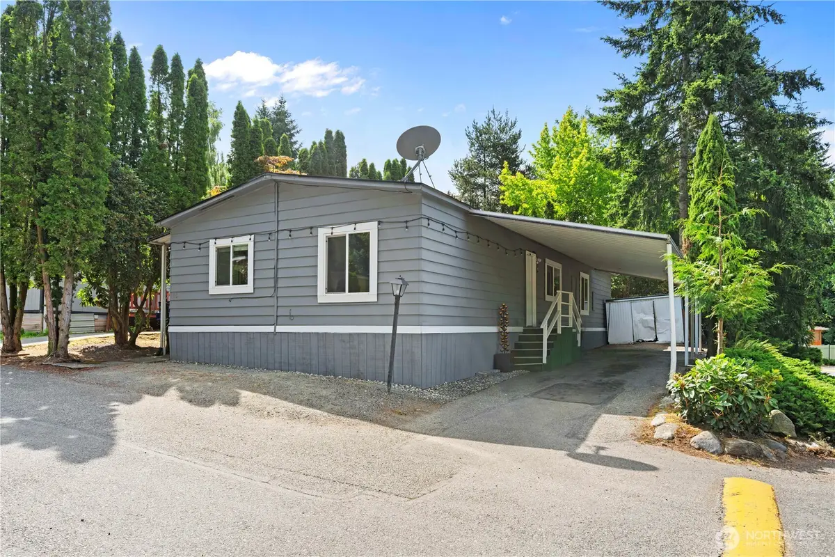 7701 Hardeson Road #100, Everett, WA 98203 - #1