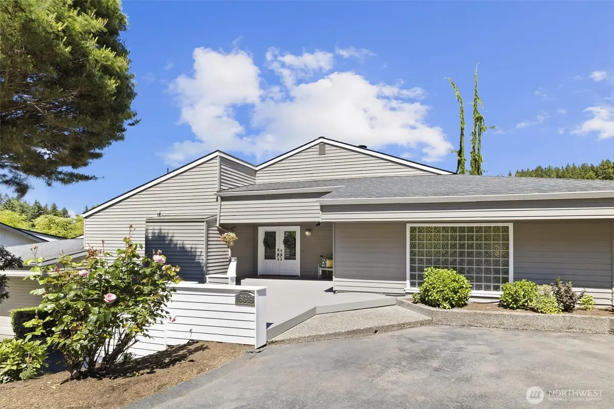 16306 Valhalla Drive, Bothell, WA 98011 - #1