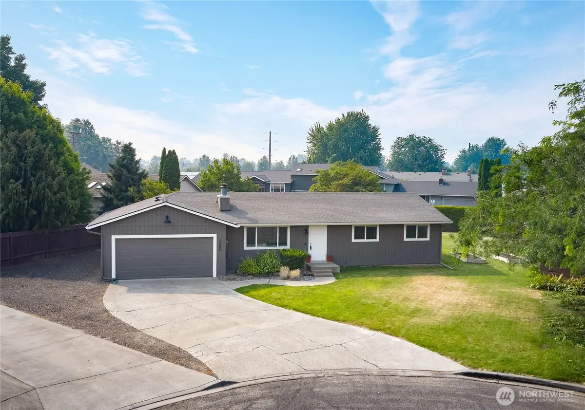 1266 SE Independence Drive, College Place, WA 99324 - #1