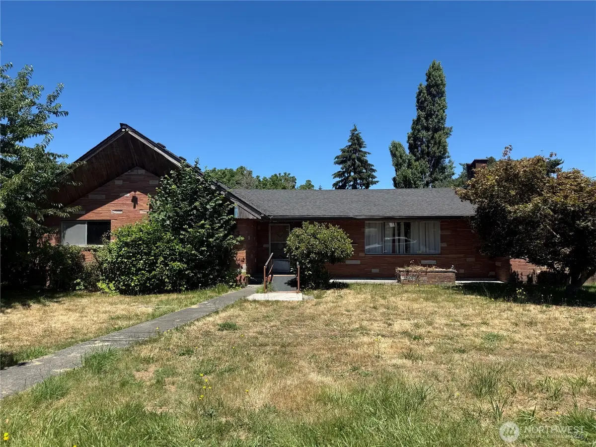 3303 Galvin Road, Centralia, WA 98531 - #1