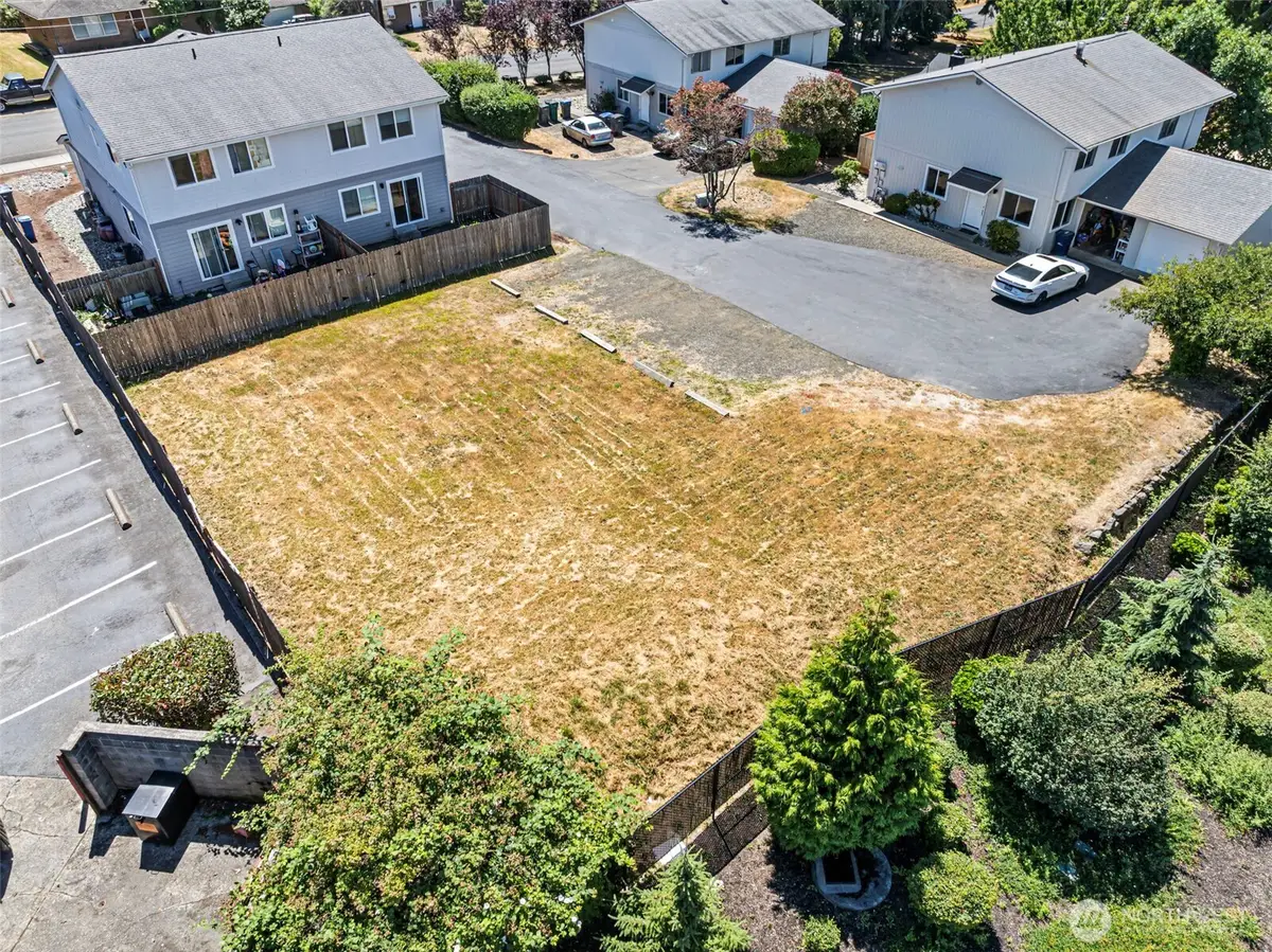 1042 Hanford Avenue, Bremerton, WA 98310 - #1