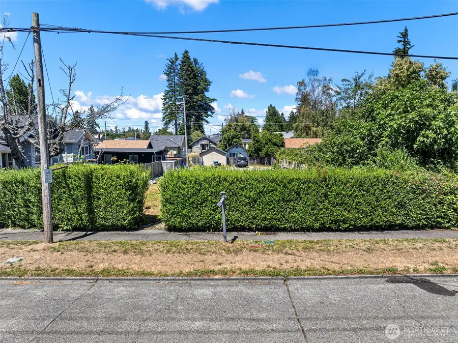 2212 2214 10th Street, Bremerton, WA 98312 - #3