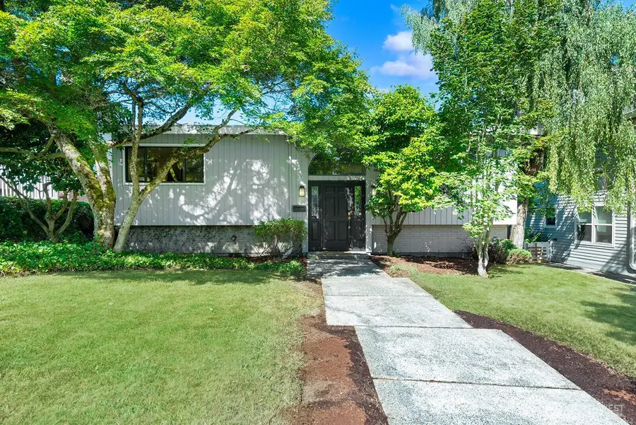 6531 37th Avenue Sw, Seattle, WA 98126 - #2