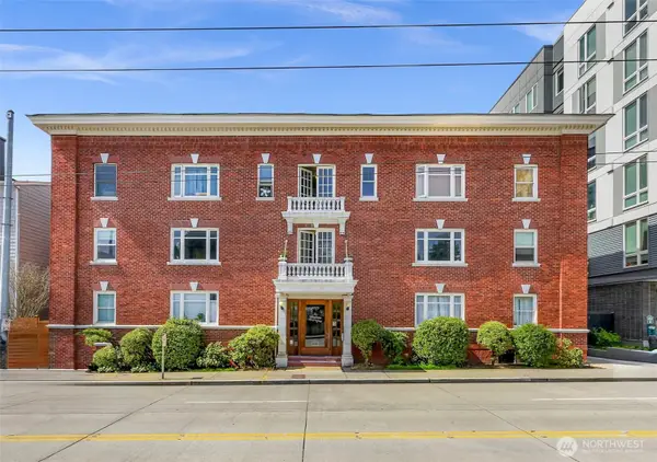 4725 15th Avenue Ne #12, Seattle, WA 98105