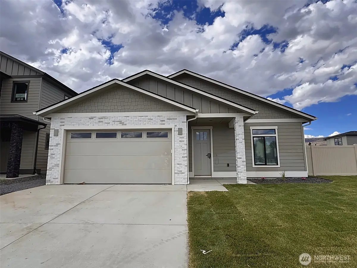 581 S Oasis Loop, East Wenatchee, WA 98801 - #1