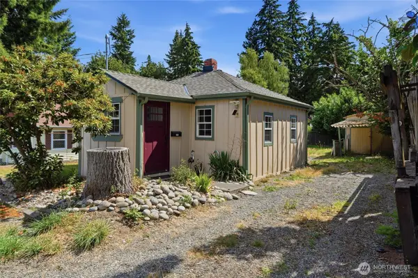 2506 Trenton Avenue Ne, Bremerton, WA 98310