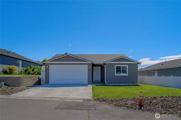 1133 S New Oak Lane, East Wenatchee, WA 98802