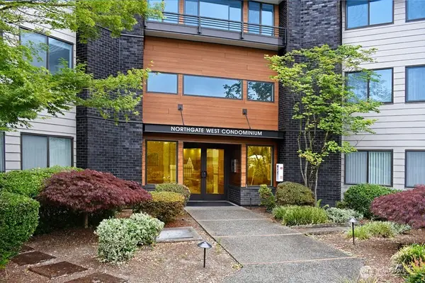 11300 1st Avenue Ne #321, Seattle, WA 98125
