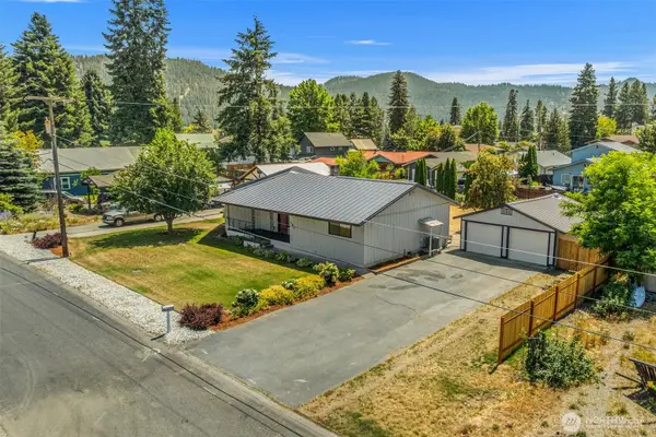137 W Center Street, Leavenworth, WA 98826