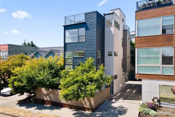 6729 14th Avenue Nw #A, Seattle, WA 98117