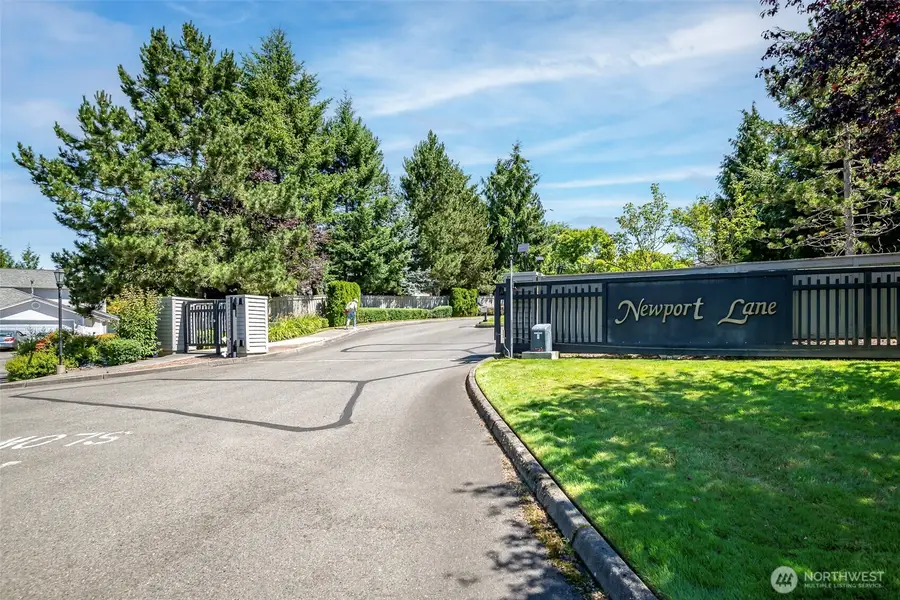 4802 Nassau Avenue Ne #104, Tacoma, WA 98422 - #2