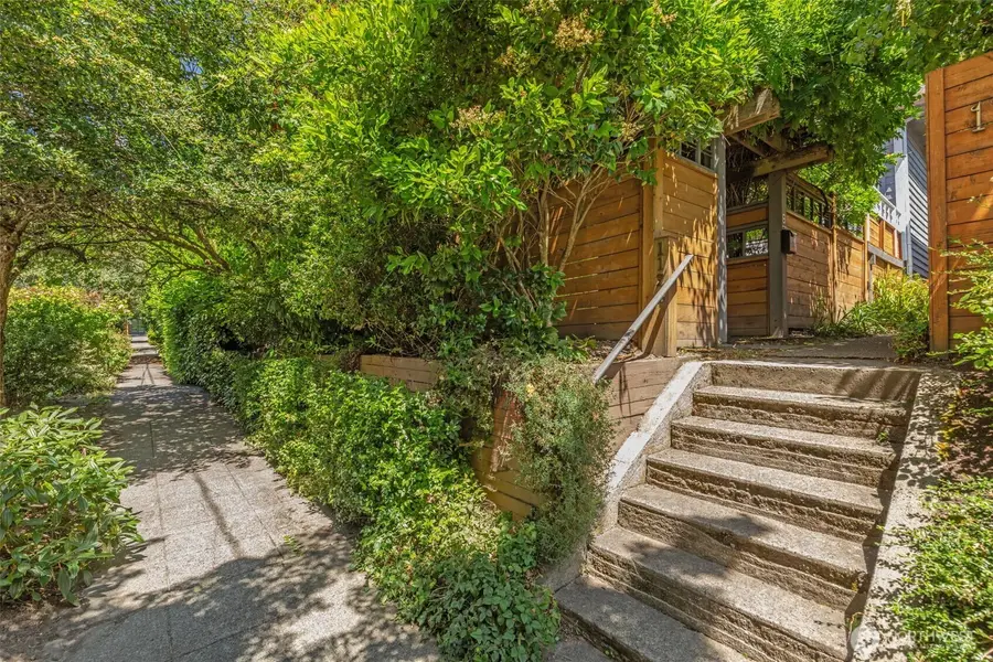 1124 14th Avenue, Seattle, WA 98122 - #2