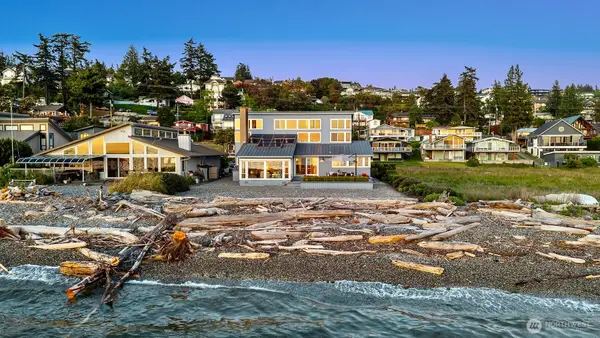309 Seascape Drive, Camano Island, WA 98282