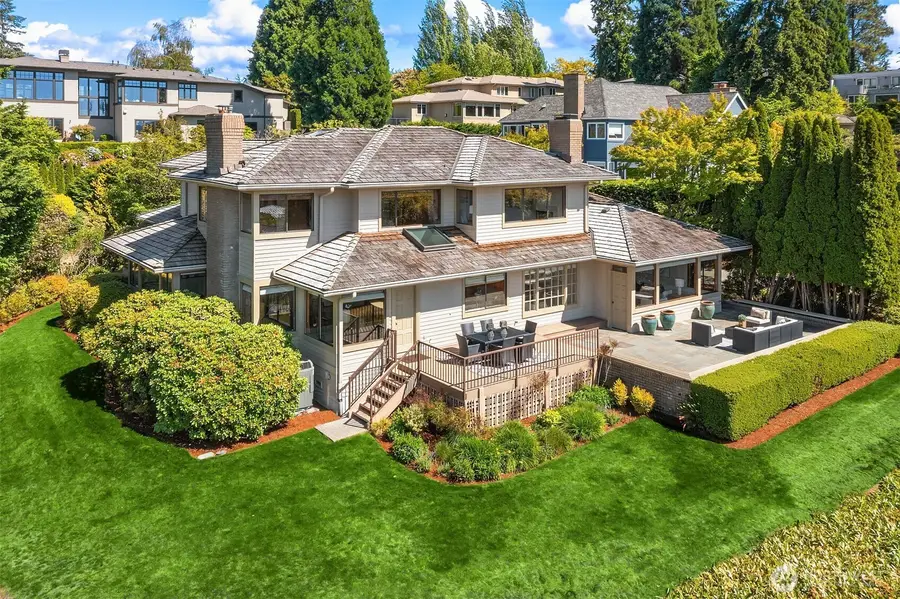 9636 NE 30th Place, Clyde Hill, WA 98004 - #3