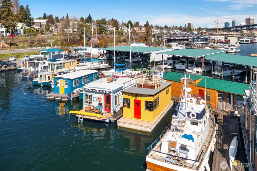 2401 N Northlake Way #E9, Seattle, WA 98103 - #2