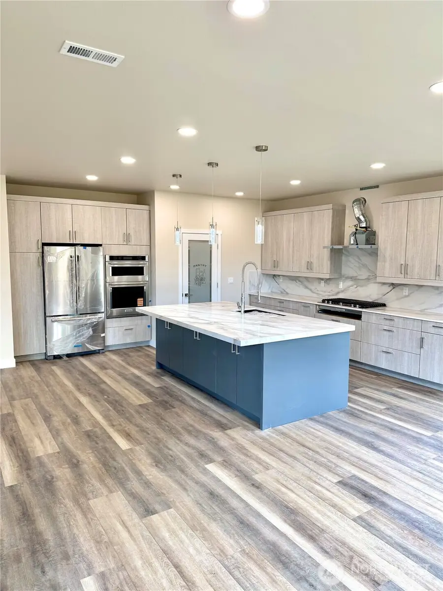 9616 48th Drive Ne, Marysville, WA 98270 - #2