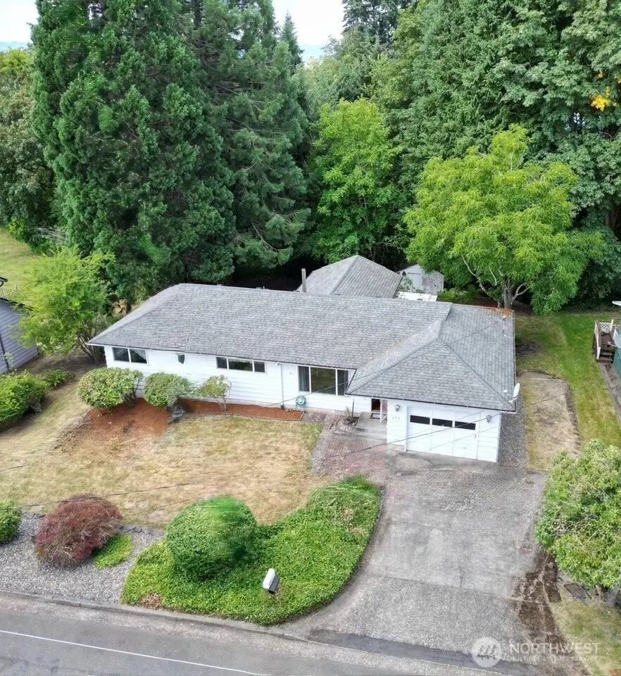 205 N 21st Avenue, Kelso, WA 98626 - #1