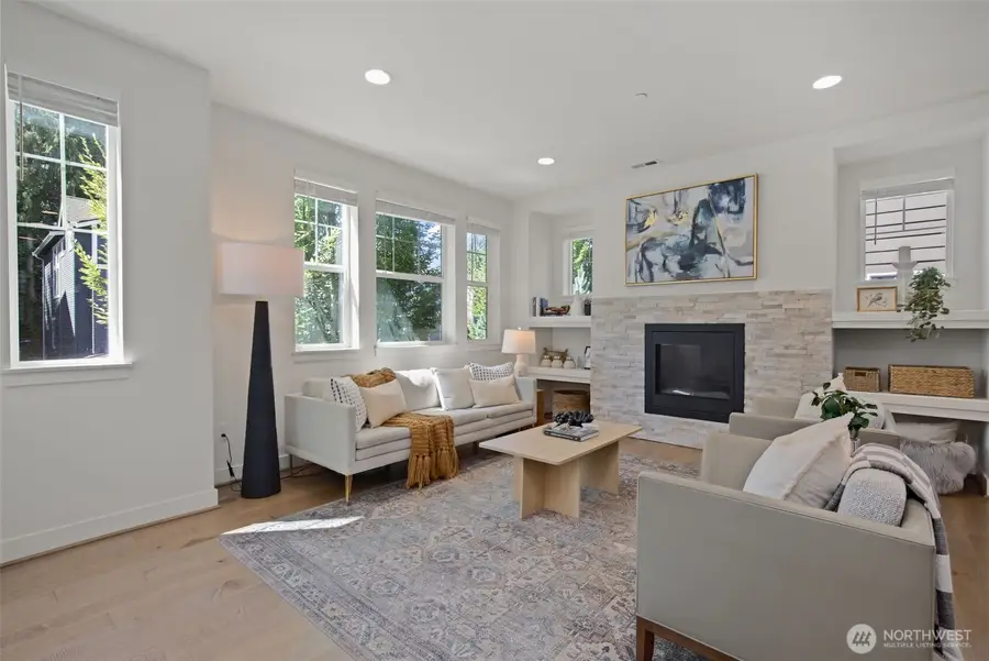 23930 SE 45th Place, Sammamish, WA 98029 - #3