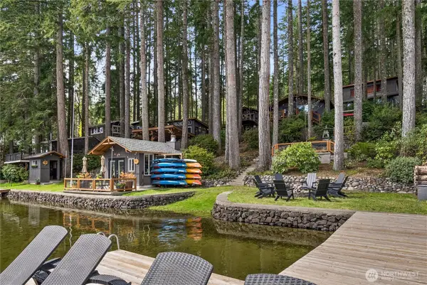 5540 E Mason Lake Drive W, Grapeview, WA 98546