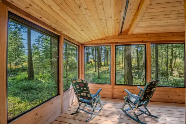 37 Silvermoon Lane, Orcas Island, WA 98280