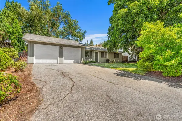 1313 Bel Air Drive, East Wenatchee, WA 98802