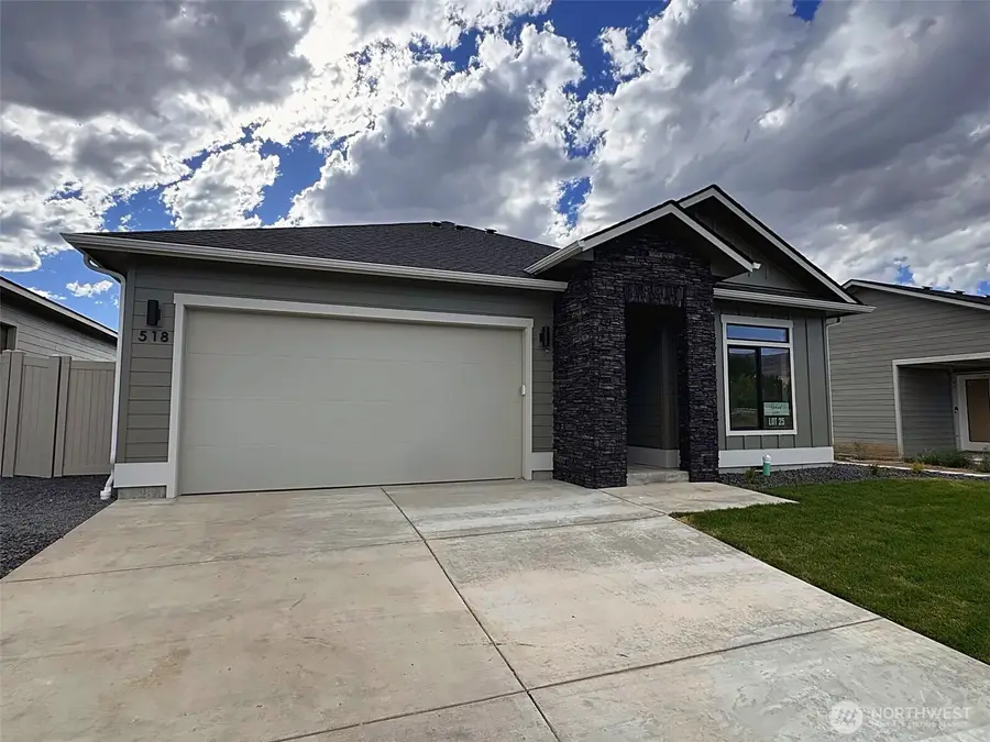 518 S Oasis Loop, East Wenatchee, WA 98802 - #2