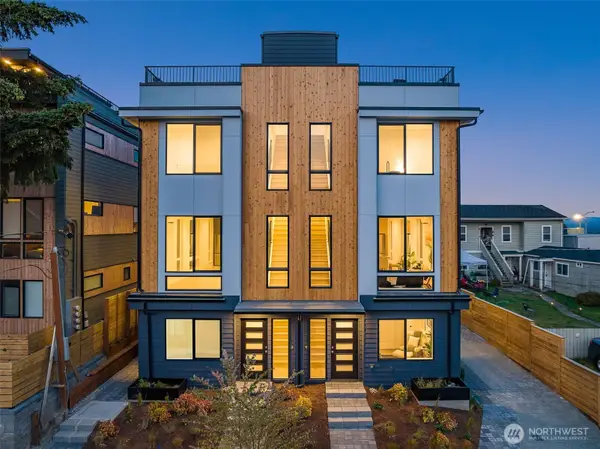 4514 Corliss Avenue N, Seattle, WA 98103
