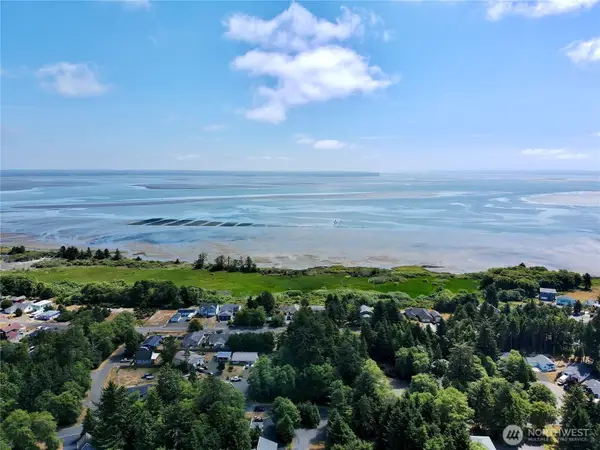 163 Olympic View Avenue Ne #18, Ocean Shores, WA 98569