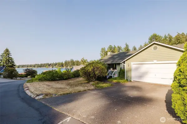 5305 Harbor Ridge Drive, Bremerton, WA 98312
