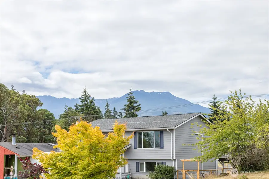 1517 W 7th Street, Port Angeles, WA 98363 - #3