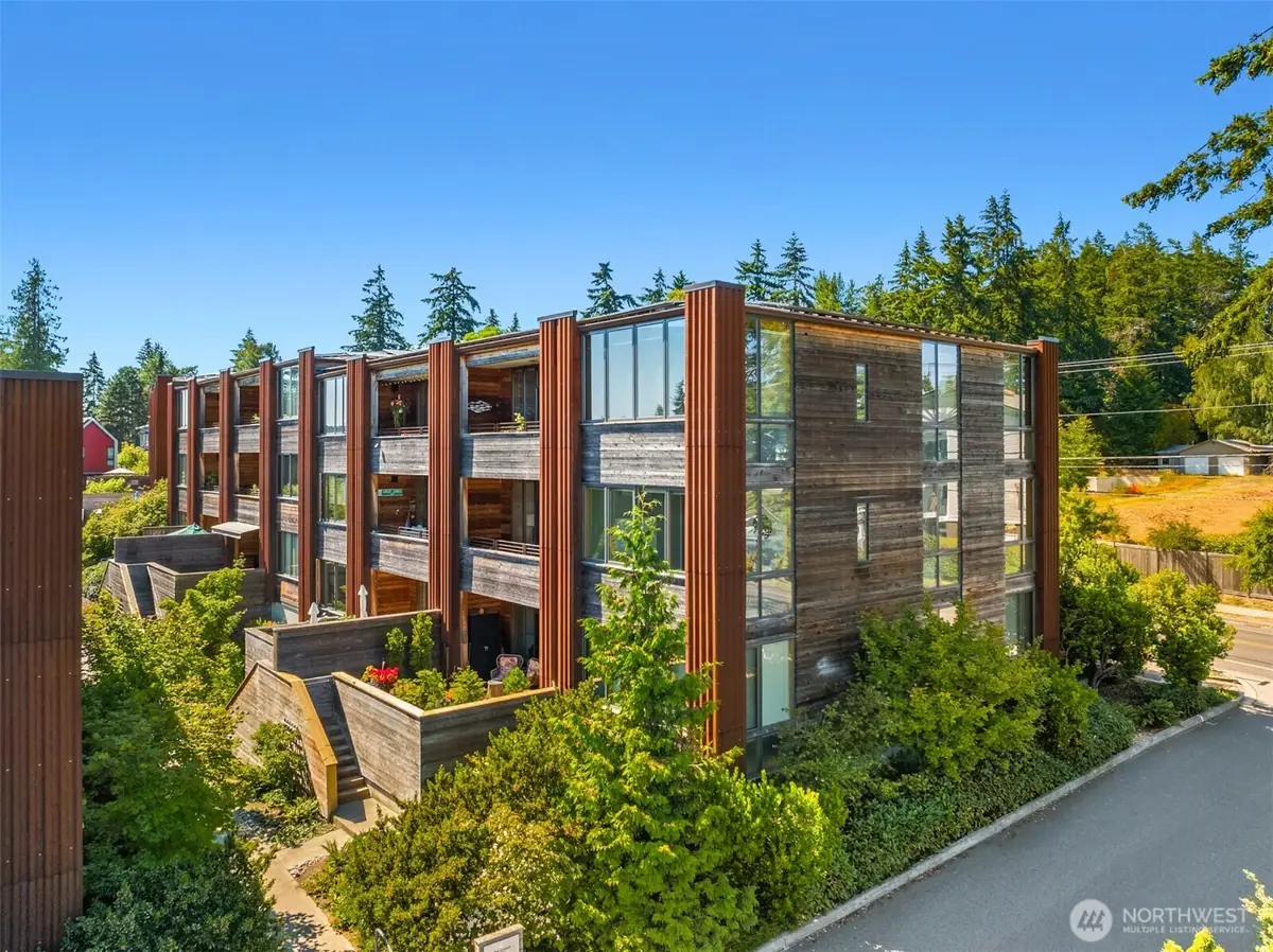 211 Wyatt Way Nw #B204, Bainbridge Island, WA 98110 - #1